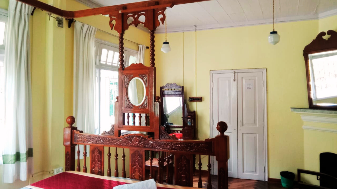 Heritage Room with a double-bed at Albion Heritage House